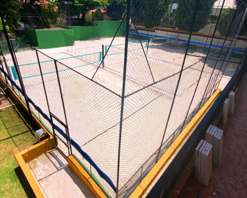 Beach tennis